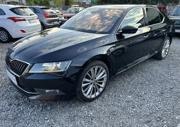 skoda superb krzepice Skoda Superb cena 102200 przebieg: 235000, rok produkcji 2019 z Krzepice